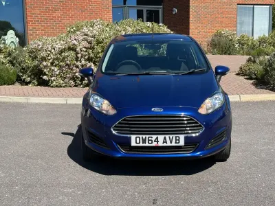 Używany Ford Fiesta Style 60 KM (44 kW) 2015 Niebieski Hatchback