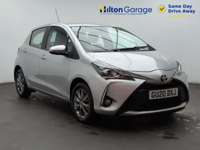 Used Toyota Yaris 109 HP (80 kW) 2020 Silver Hatchback