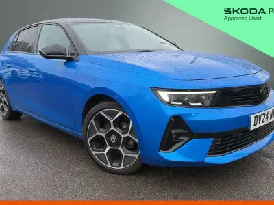 Used Vauxhall Astra Ultimate 128 HP (94 kW) 2024 Blue Hatchback