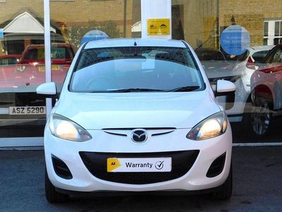 Used Mazda 2 2010 White Hatchback