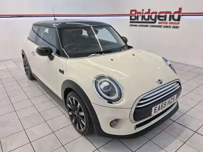 Used Mini Cooper Exclusive 2019 White Hatchback