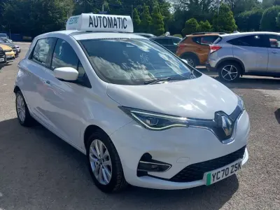 Used Renault Zoe Iconic 80 kW (109 HP) 2020 White Hatchback
