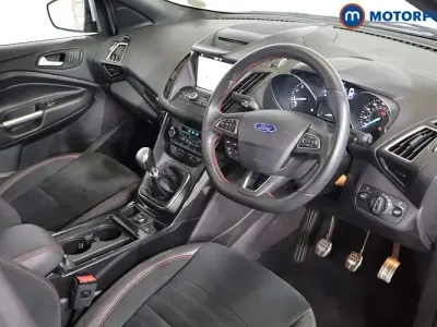 Used Ford Kuga ST-Line 150 HP (110 kW) 2019 White SUV