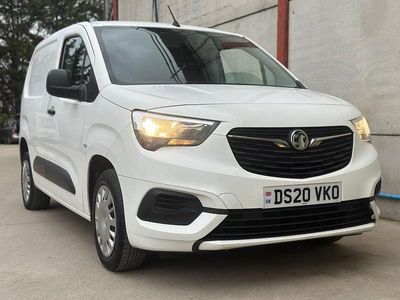 Used Vauxhall Combo Sportive 100 HP (73 kW) 2020 White Van