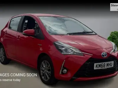 Used Toyota Yaris Hybrid 101 HP (74 kW) 2020 Hatchback