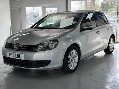 Usado VW Golf VI Match 105 HP (77 kW) 2011 Prateado Citadino