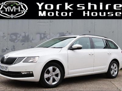 Used Skoda Octavia SE Technology 116 HP (85 kW) 2018 White Estate
