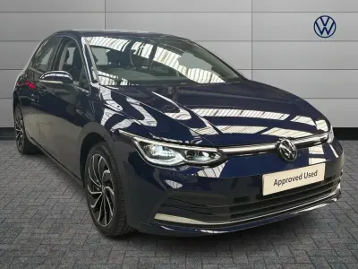 Used VW Golf VIII Style 130 HP (95 kW) 2022 Blue Hatchback