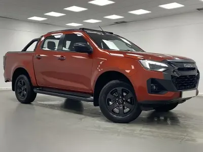 Used Isuzu D-Max 163 HP (119 kW) 2024 Orange Pickup