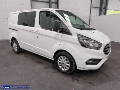 Used Ford Transit Custom Limited 170 HP (125 kW) 2022 White Van
