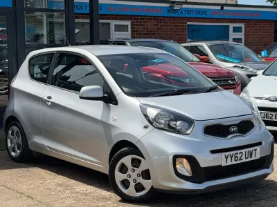 Used Kia Picanto Air 68 HP (50 kW) 2013 Silver Hatchback