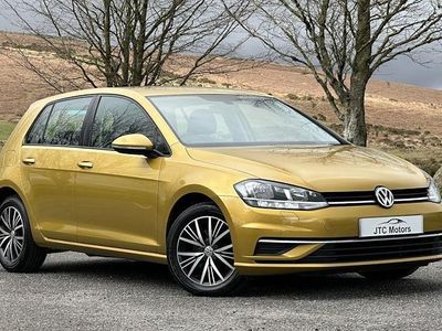 Used VW Golf VII SE 125 HP (91 kW) 2018 Yellow Hatchback
