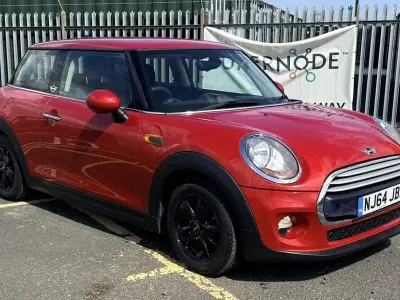 Used Mini Cooper Hatch 136 HP (100 kW) 2014 Red Hatchback