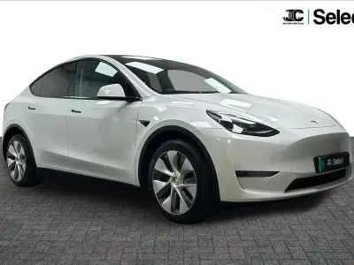 Begagnad Tesla Model Y Long Range AWD 378 kW (514 HK) 2022 Vit SUV