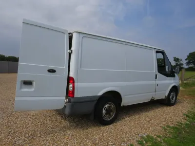 Used Ford Transit 85 HP (62 kW) 2011 White Van