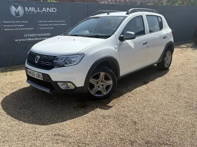 Used Dacia Sandero Stepway Ambiance 90 HP (66 kW) 2016 White Hatchback