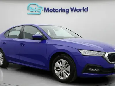 Used Skoda Octavia SE Technology 110 HP (80 kW) 2020 Blue Hatchback