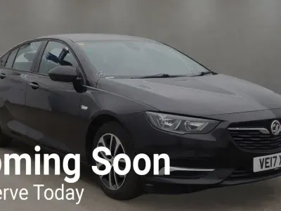 Used Vauxhall Insignia Design Edition 110 HP (80 kW) 2017 Black Hatchback