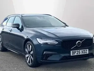 Used Volvo V90 Plus 350 HP (257 kW) 2025 Blue Estate