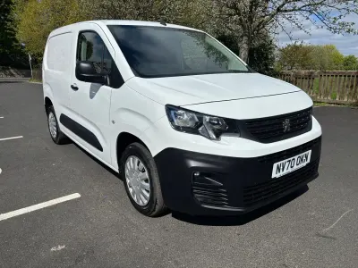 Used Peugeot Partner 131 HP (96 kW) 2021 White MPV