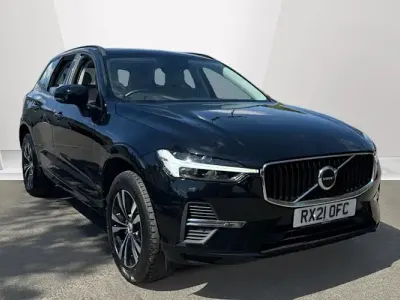 Used Volvo XC60 Momentum 250 HP (183 kW) 2021 Black SUV