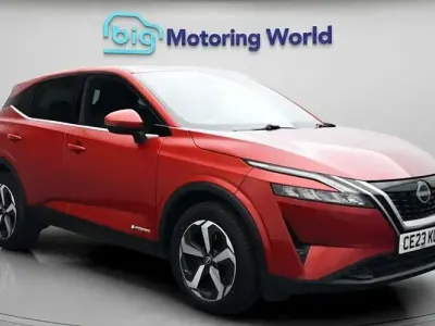 Used Nissan Qashqai N-Connecta 190 HP (139 kW) 2023 Red SUV
