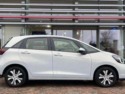 Used Honda Jazz Elegance 122 HP (89 kW) 2024 Sunlight white Hatchback