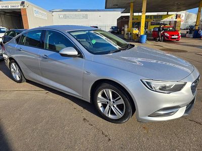 Used Vauxhall Insignia Sport 136 HP (100 kW) 2017 Silver Hatchback