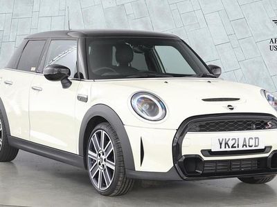 Used Mini Cooper S Exclusive 192 HP (141 kW) 2021 White Hatchback