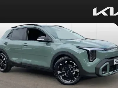 New Kia Stonic GT-Line S 115 HP (84 kW) 2026 Green SUV