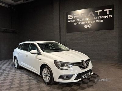 White Used 2018 Renault Mégane GrandTour Dynamique Estate | £5,995 (Fair price)