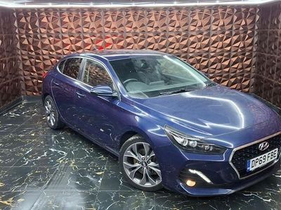 Used Hyundai i30 Premium 140 HP (102 kW) 2019 Blue Hatchback