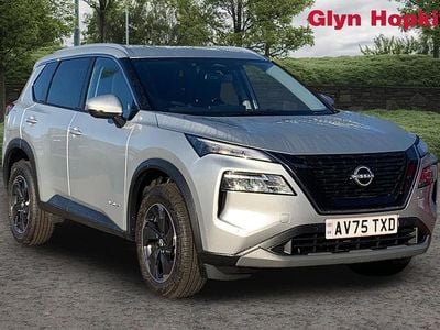 New Nissan X-Trail N-Connecta 213 HP (156 kW) 2025 Silver SUV