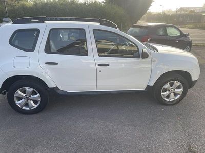 Used Dacia Duster Ambiance 110 HP (80 kW) 2015 White SUV