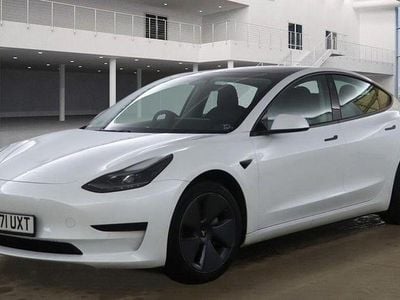 Used Tesla Model 3 Standard Range 52 kW (72 HP) 2021 White Sedan