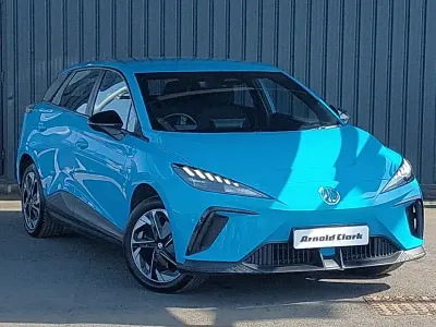 Used MG MG4 EV SE 125 kW (170 HP) 2023 Blue Hatchback