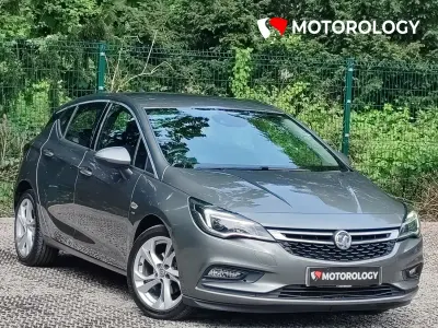 Second-hand Vauxhall Astra SRi 150 CP (110 kW) 2018 Gri Hatchback