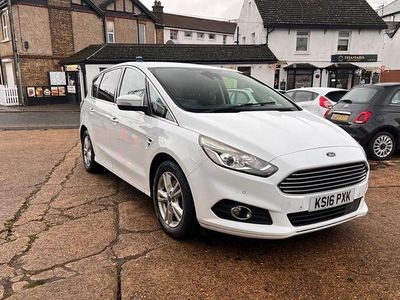 Used Ford S-MAX Titanium 150 HP (110 kW) 2016 White MPV