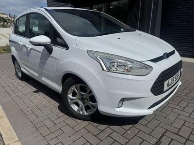Used Ford B-MAX Zetec 95 HP (69 kW) 2015 White MPV