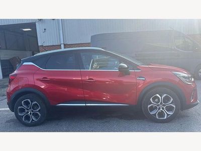 Used Renault Captur Version S 91 HP (66 kW) 2022 Red/black  SUV