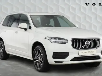 Used Volvo XC90 Momentum 235 HP (172 kW) 2021 White SUV