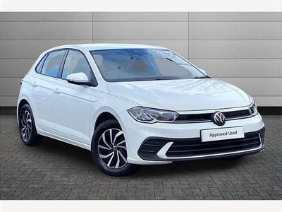 Used VW Polo Life 95 HP (69 kW) 2023 White Hatchback
