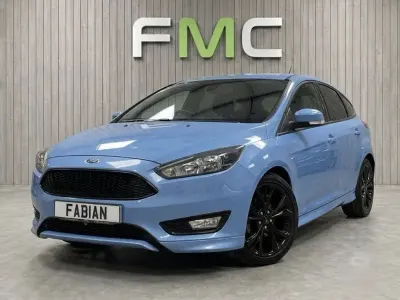 Used Ford Focus ST-Line 125 HP (91 kW) 2017 Blue Hatchback