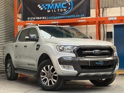 Begagnad Ford Ranger Wildtrack 200 HK (147 kW) 2017 Silver Pickup