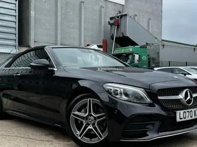 Usado Mercedes C200 AMG Line Premium Plus 184 HP (135 kW) 2020 Cabrios
