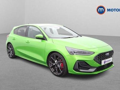 Used Ford Focus ST 280 HP (205 kW) 2024 Green Hatchback