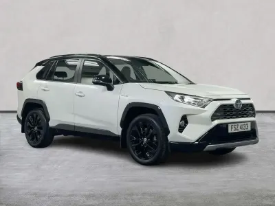 Used Toyota RAV4 Hybrid 218 HP (160 kW) 2021 White SUV