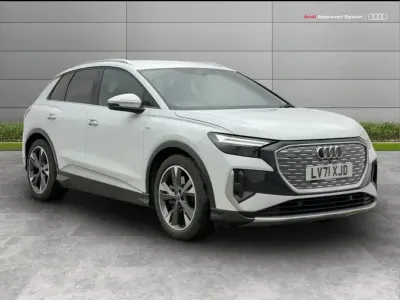 Used Audi Q4 e-tron S-Line 150 kW (204 HP) 2021 White SUV
