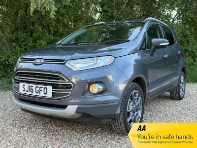 Usado Ford Ecosport Titanium 95 CV (69 kW) 2016 Gris SUV