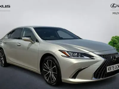 Used Lexus ES300H 218 HP (160 kW) 2025 Sedan